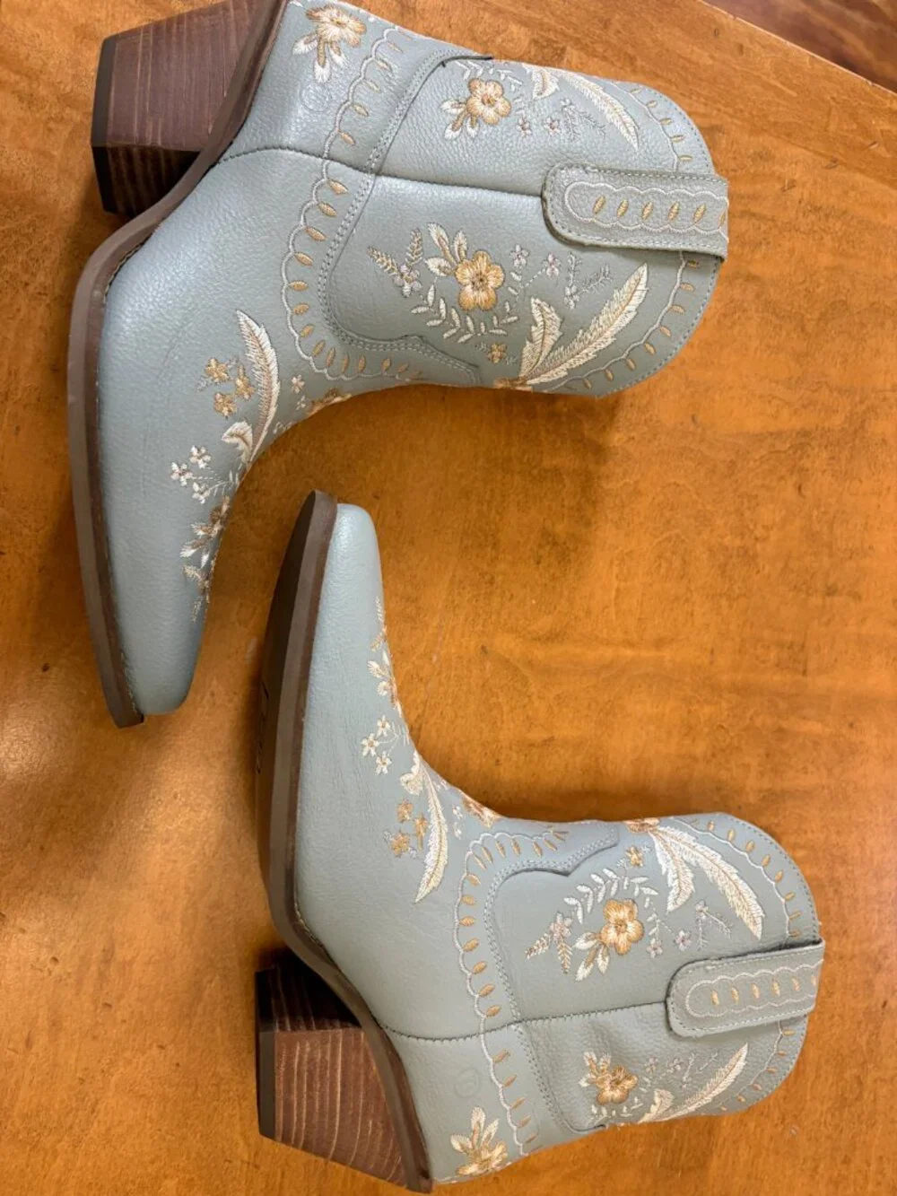 Dingo light blue Embroidered Boots